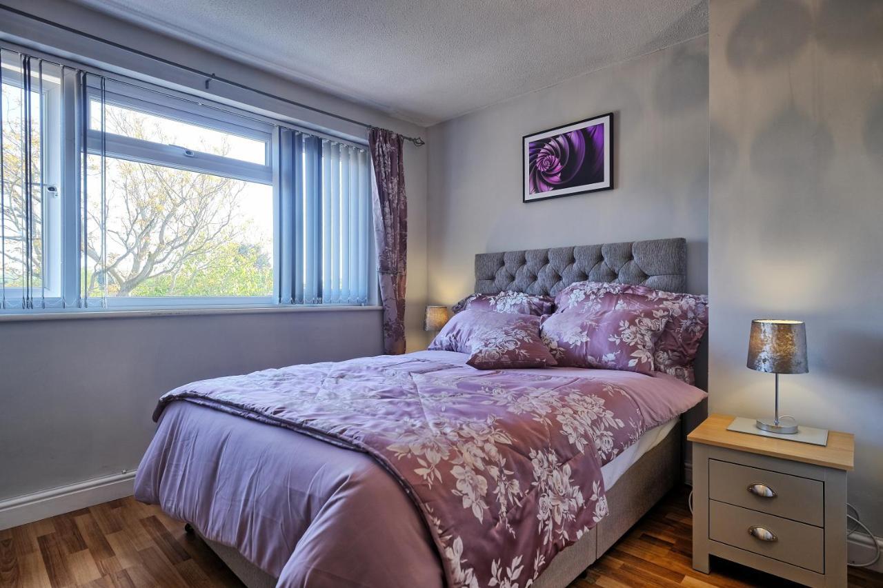 Upton Village Guest House 버컨헤드 외부 사진